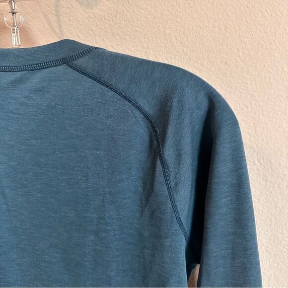 Outdoor Research | XS | color block blue base layer long sleeve top - Picture 4 of 4